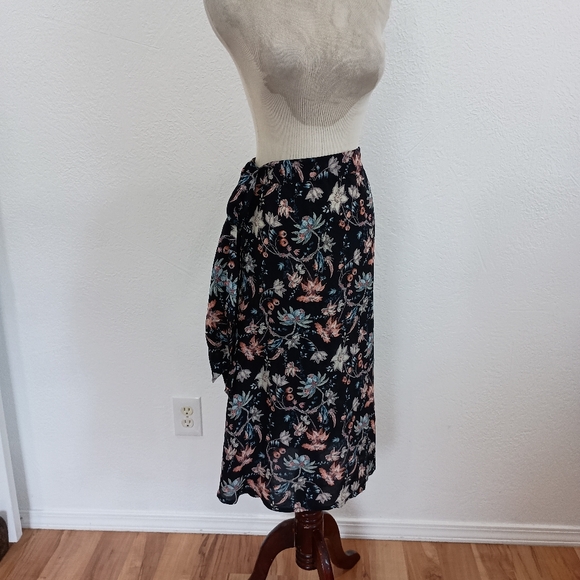 Adriana Degreas Black Floral Silk Midi Skirt - Picture 5 of 10